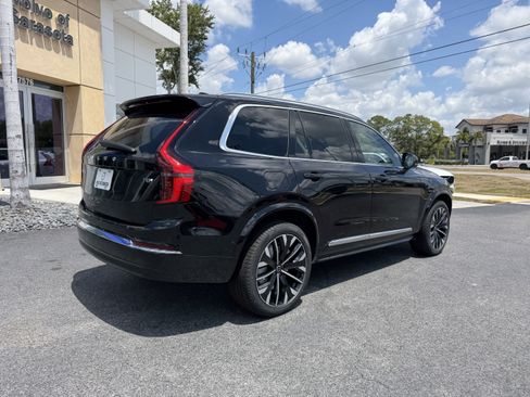 New 2026 Volvo XC90 T8 Ultra w/ Lounge Package AWD/4WD image 3