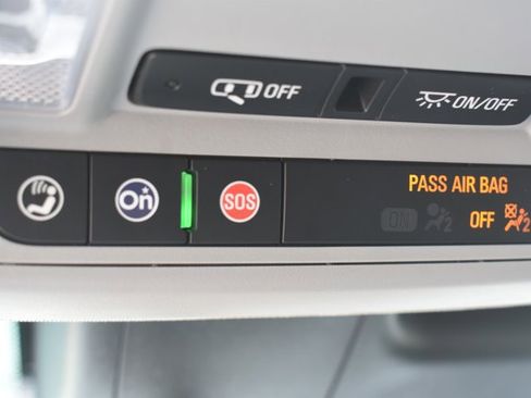 Used 2025 Chevrolet Malibu RS FWD image 27