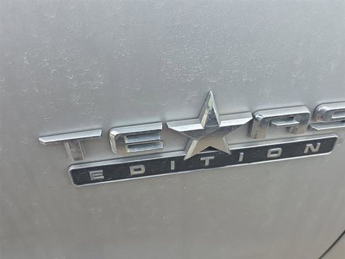 Used 2021 Chevrolet Silverado 1500 LT w/ Texas Edition Plus RWD image 9