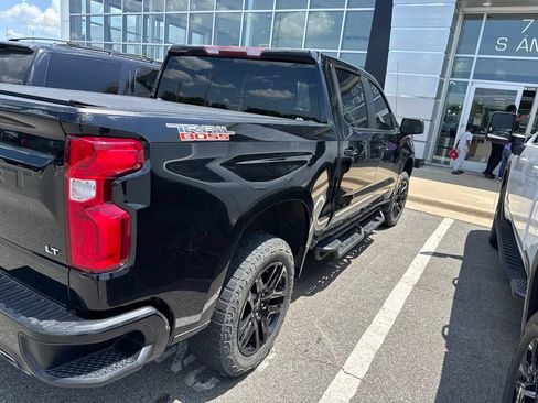 Used 2022 Chevrolet Silverado 1500 LT Trail Boss w/ Bed Protection Package AWD/4WD image 7