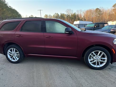Used 2024 Dodge Durango GT image 7