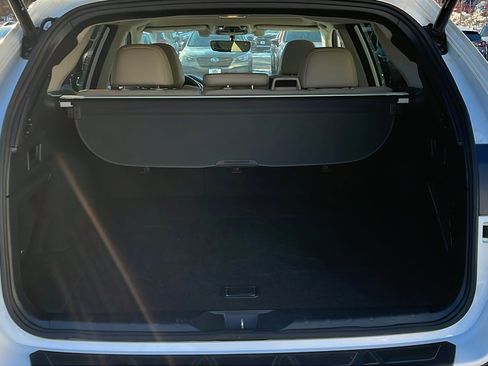 Used 2020 Subaru Outback Limited image 25