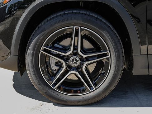 New 2026 Mercedes-Benz GLA 250 4MATIC image 9