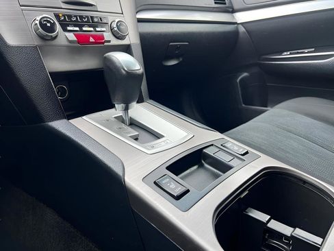 Used 2014 Subaru Outback 2.5i Premium image 46