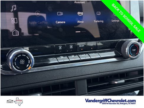 Used 2024 Chevrolet Colorado Trail Boss w/ Advanced Trailering Package AWD/4WD image 19