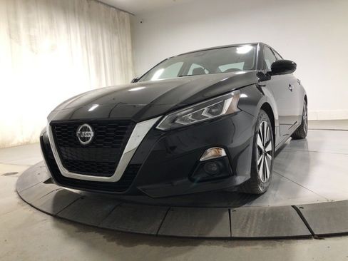 Used 2022 Nissan Altima 2.5 SL image 3