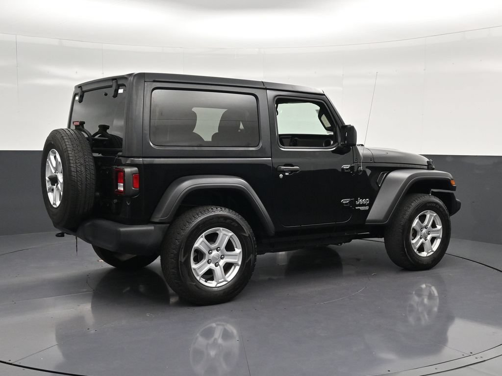 Used 2021 Jeep Wrangler Sport AWD/4WD image 3