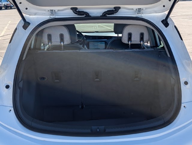 Used 2021 Chevrolet Bolt LT FWD image 10