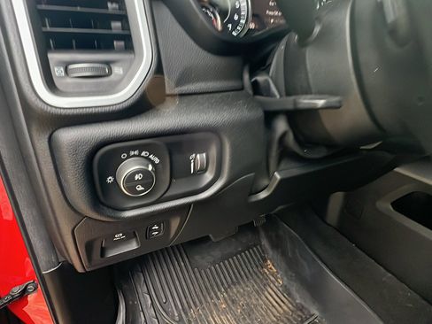 Used 2022 RAM 1500 Big Horn image 25