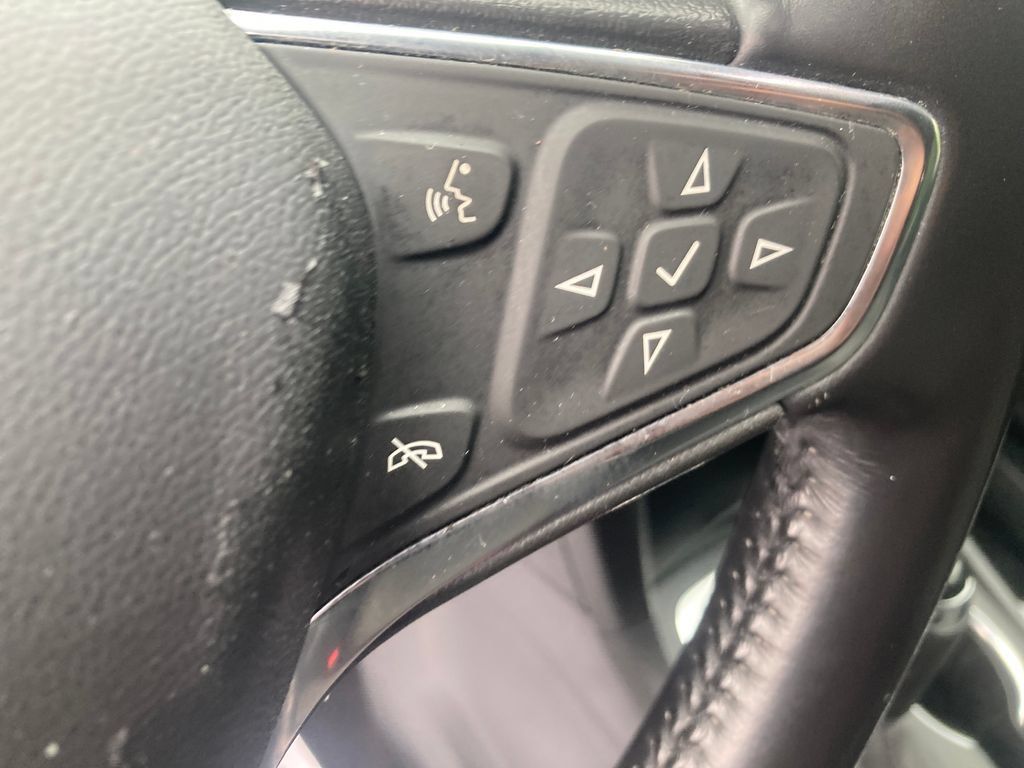 Used 2021 Chevrolet Equinox LT AWD/4WD image 40