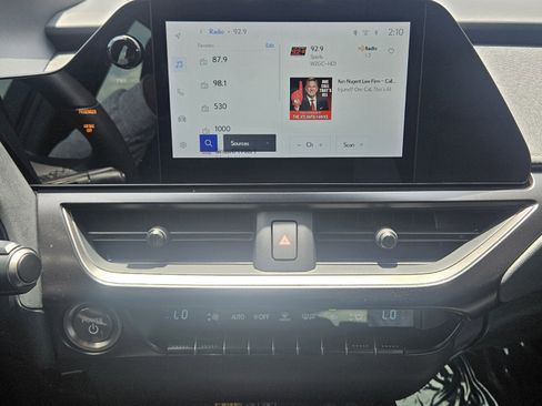 Used 2024 Lexus UX 250h F Sport FWD image 20