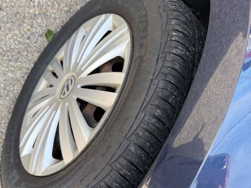 Used 2014 Volkswagen Passat 1.8T S FWD image 11