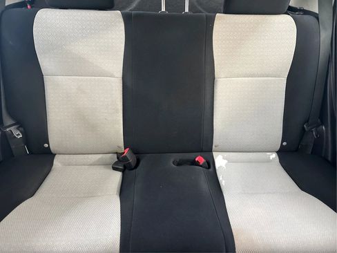 Used 2012 Toyota Yaris SE image 20