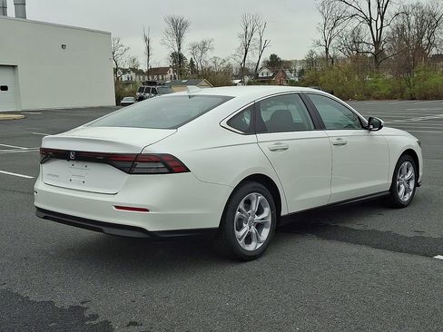 New 2026 Honda Accord LX image 5