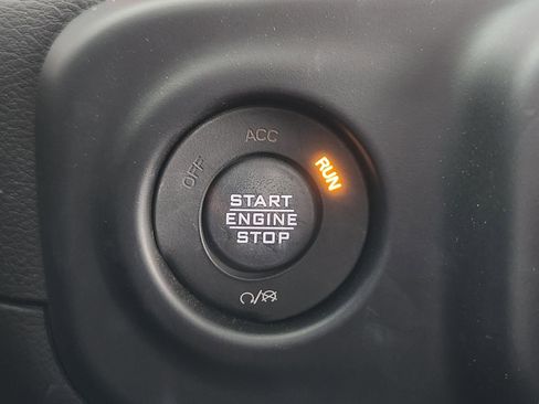 Used 2021 Jeep Wrangler Unlimited Rubicon w/ Dual Top Group image 25