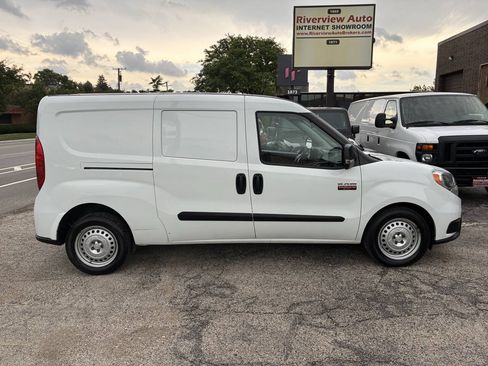 Used 2022 RAM ProMaster City Tradesman FWD image 3
