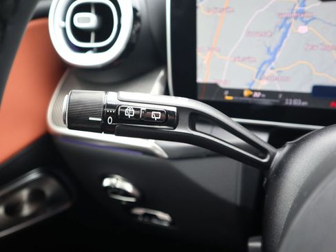 New 2025 Mercedes-Benz GLC 43 AMG 4MATIC image 23