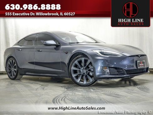Used 2020 Tesla Model S Long Range Plus image 1