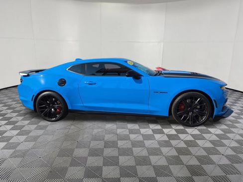 Used 2023 Chevrolet Camaro SS RWD image 3