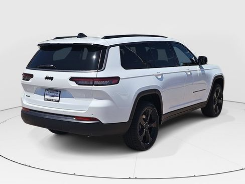 New 2026 Jeep Grand Cherokee L Limited AWD/4WD image 3