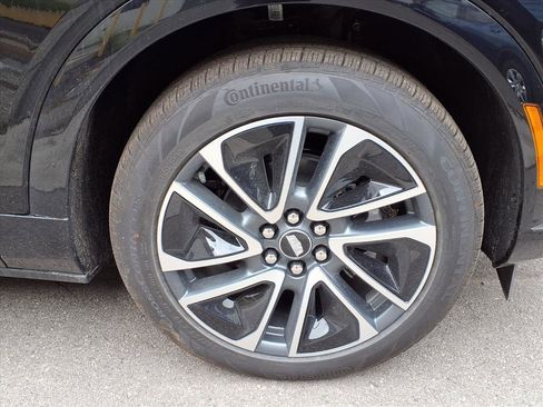 New 2026 Cadillac Optiq Sport 1 image 5