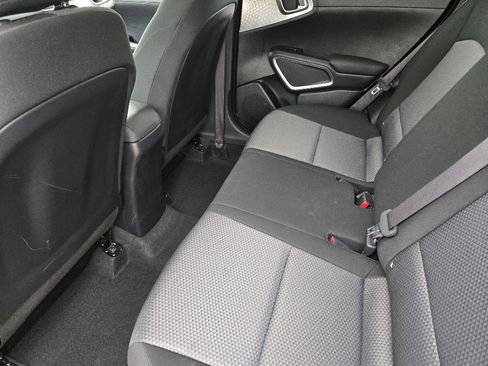 Certified 2025 Kia Soul LX w/ LX Technology Package image 29