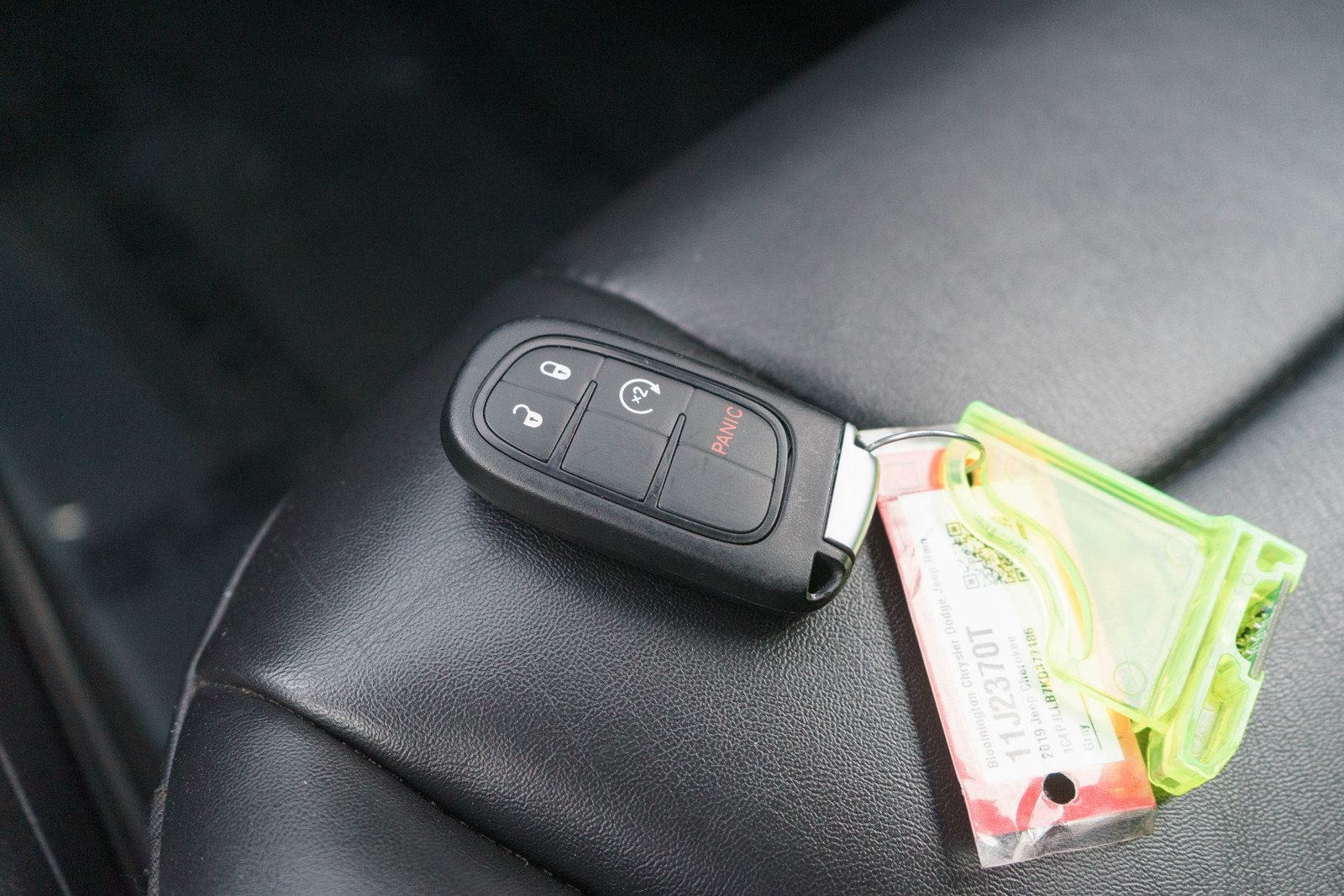Used 2019 Jeep Cherokee Latitude Plus FWD image 28