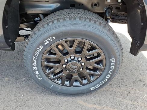 New 2026 RAM 2500 Limited AWD/4WD image 4
