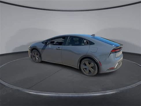 Used 2024 Toyota Prius LE image 6