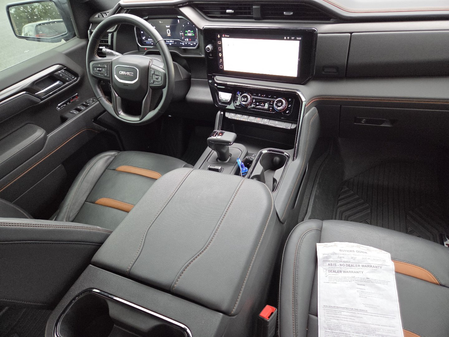 Used 2025 GMC Sierra 1500 AT4 w/ Technology Package AWD/4WD image 29