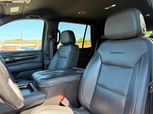 Used 2021 GMC Yukon Denali AWD/4WD image 11