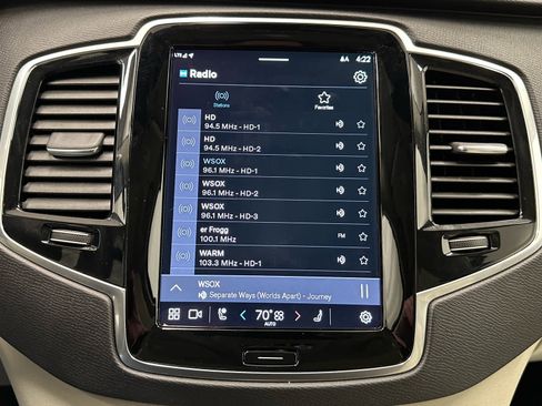 Used 2024 Volvo XC90 B5 Plus w/ Protection Package Premier image 35