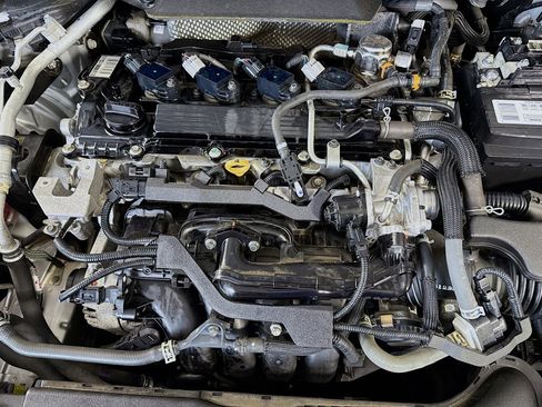 Used 2020 Toyota Corolla SE FWD image 38