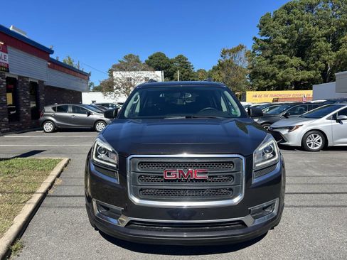 Used 2016 GMC Acadia SLE image 2