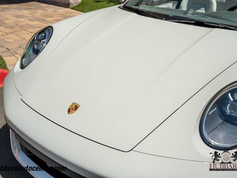 Used 2022 Porsche 911 Cabriolet AWD/4WD image 31