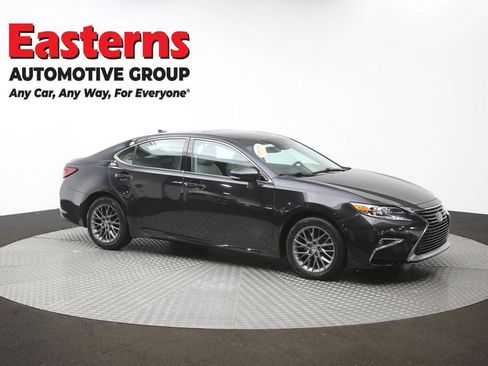 Used 2018 Lexus ES 350 w/ Luxury Package w/Wood Trim FWD image 52