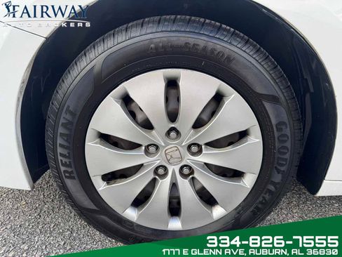 Used 2012 Honda Accord LX image 29