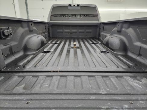 Used 2023 RAM 3500 Laramie w/ Night Edition image 28