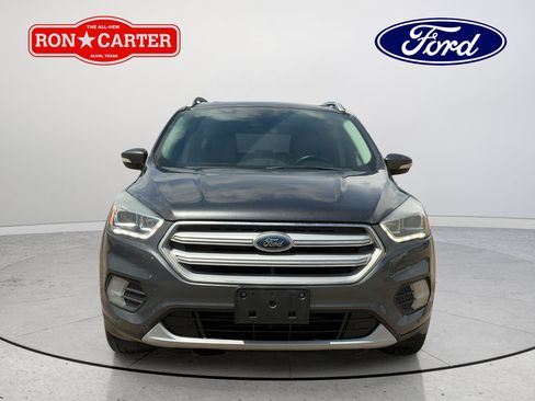 Used 2018 Ford Escape Titanium FWD image 2