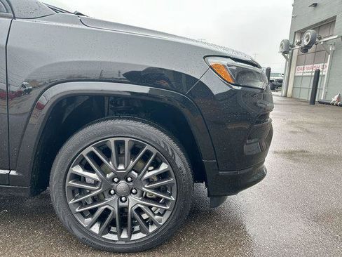 Certified 2022 Jeep Compass High Altitude image 12