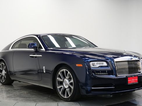 Used 2019 Rolls-Royce Wraith image 3