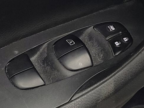 Used 2018 Nissan Altima 2.5 SR w/ SR Special Edition image 27