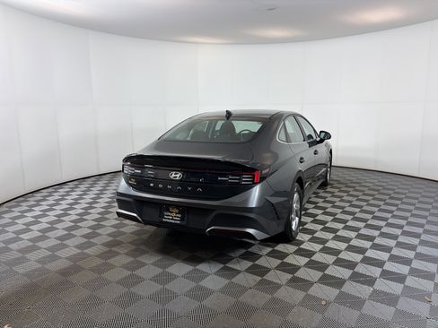 Used 2025 Hyundai Sonata SE image 10