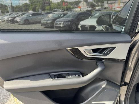 Used 2019 Audi Q7 2.0T Premium Plus AWD/4WD image 27