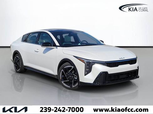 New 2026 Kia K4 GT-Line FWD image 1