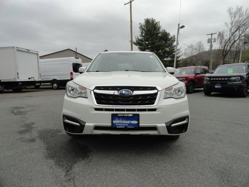 Used 2017 Subaru Forester 2.5i Premium w/ All-Weather Package AWD/4WD image 2