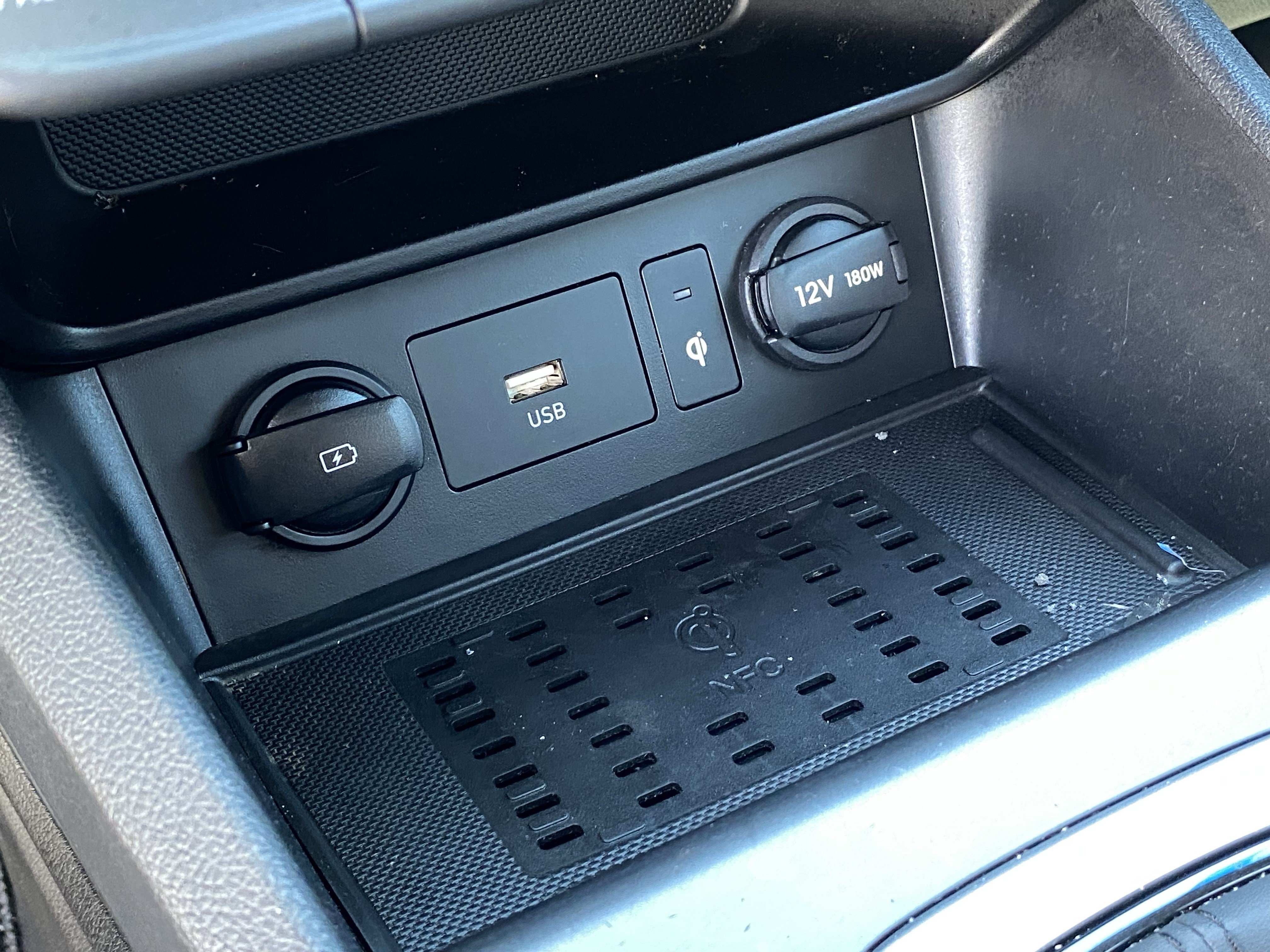 Certified 2022 Hyundai Kona Limited FWD image 25