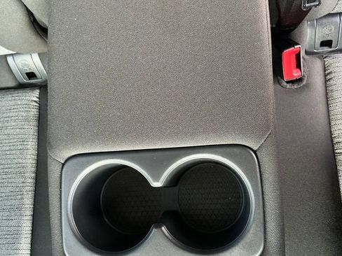 Used 2023 Nissan Rogue SV AWD/4WD image 13