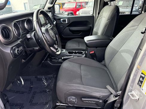 Used 2021 Jeep Wrangler Unlimited Sport image 22