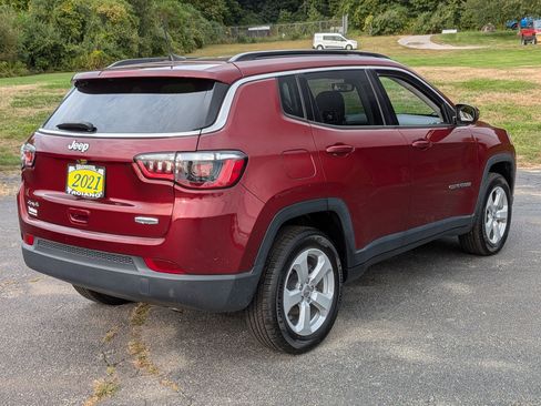 Certified 2021 Jeep Compass Latitude image 4